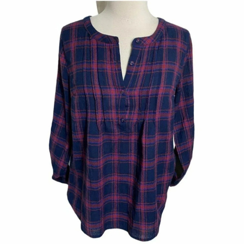 Skies are Blue S‎ Blue red plaid tunic top